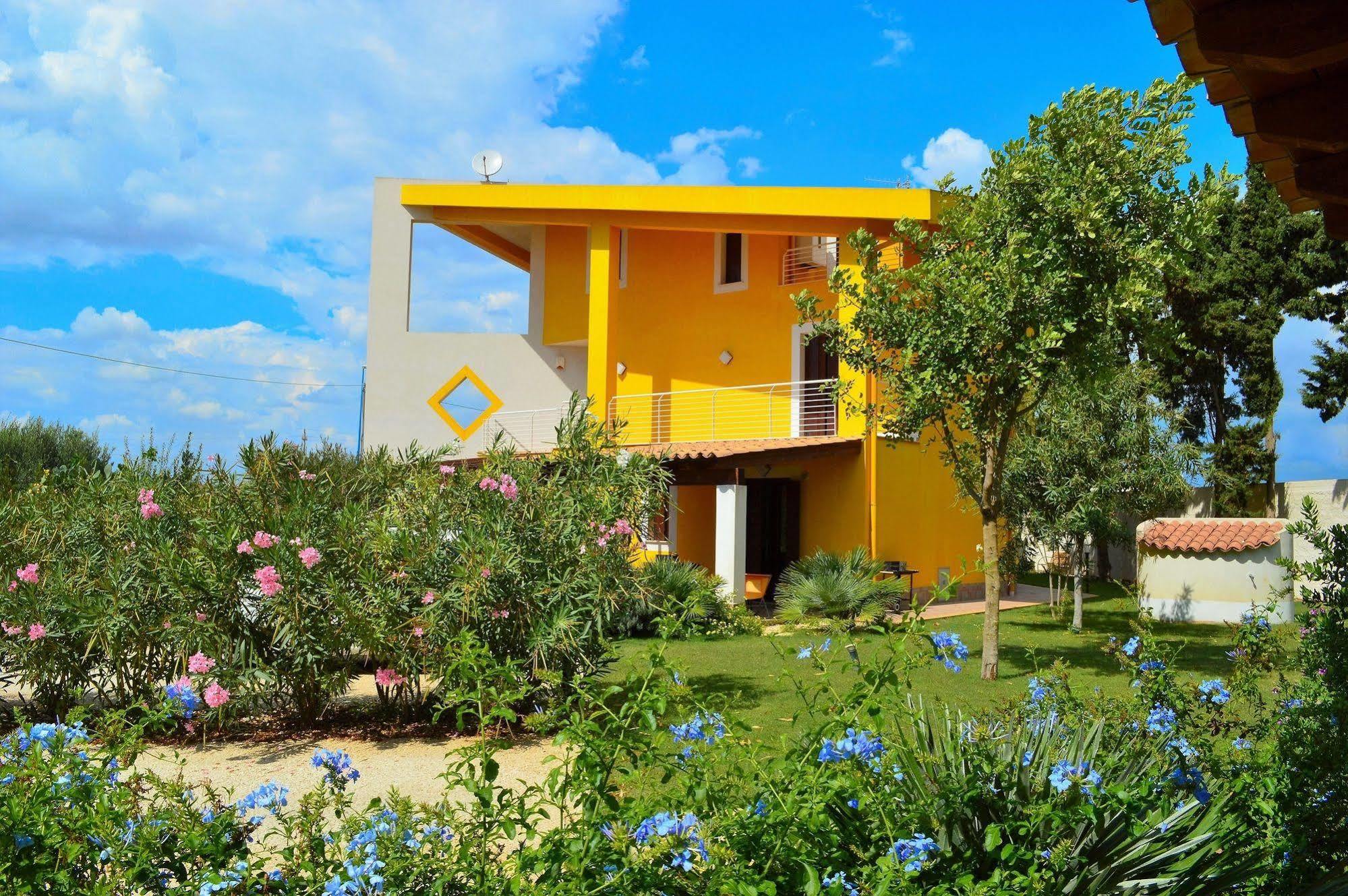 Bfb Residence San Marco Sciacca Bagian luar foto